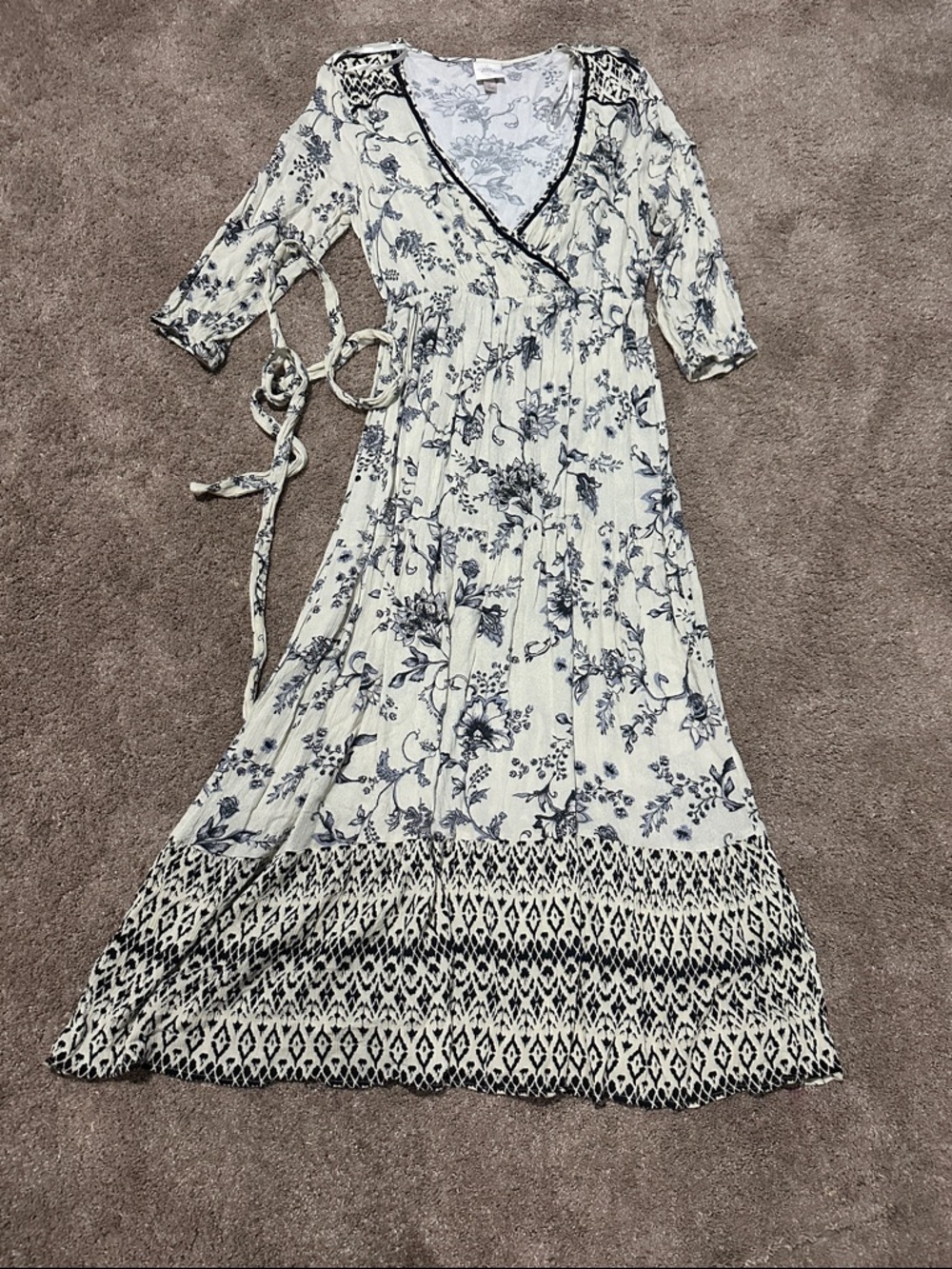 Knox Rose Cream and Navy Floral Wrap Maxi Dress